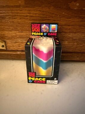 NeeDoh Peace O' Cake Rainbow Stress Toy